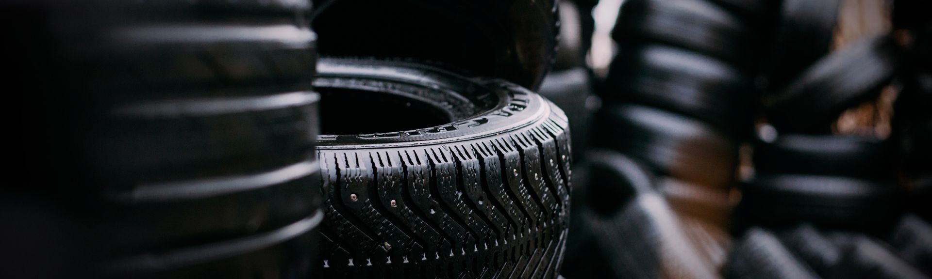 Commande de pneus - Image de bannière